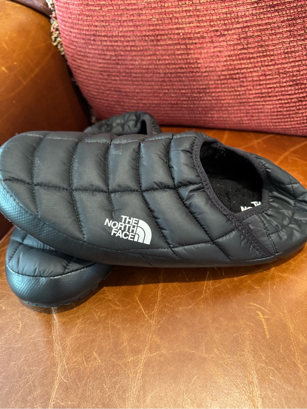 Men’s North Face Quilted Puffer Mule Black SZ 14